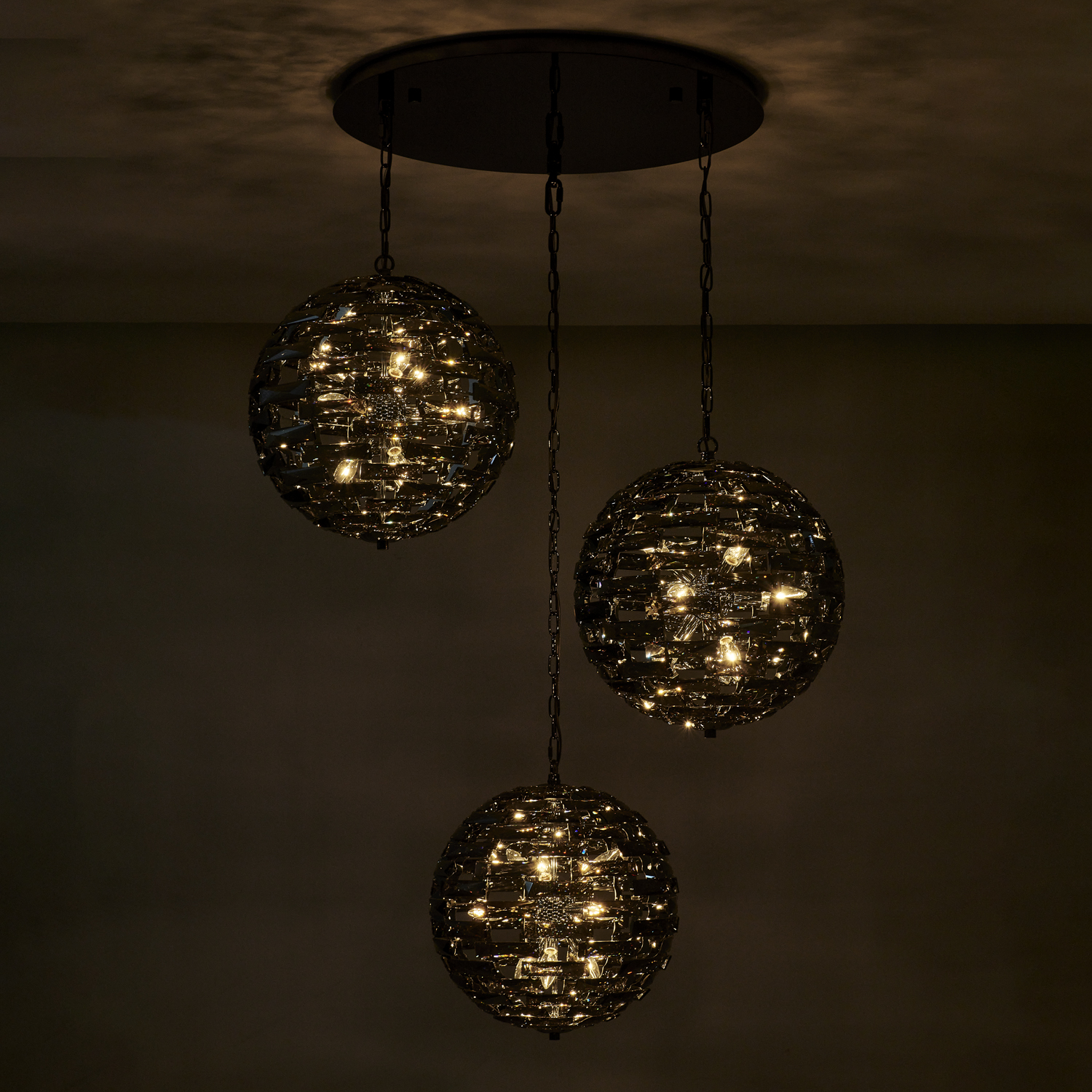 Alta 3 Orb Pendant (18+18+18) - Image 5