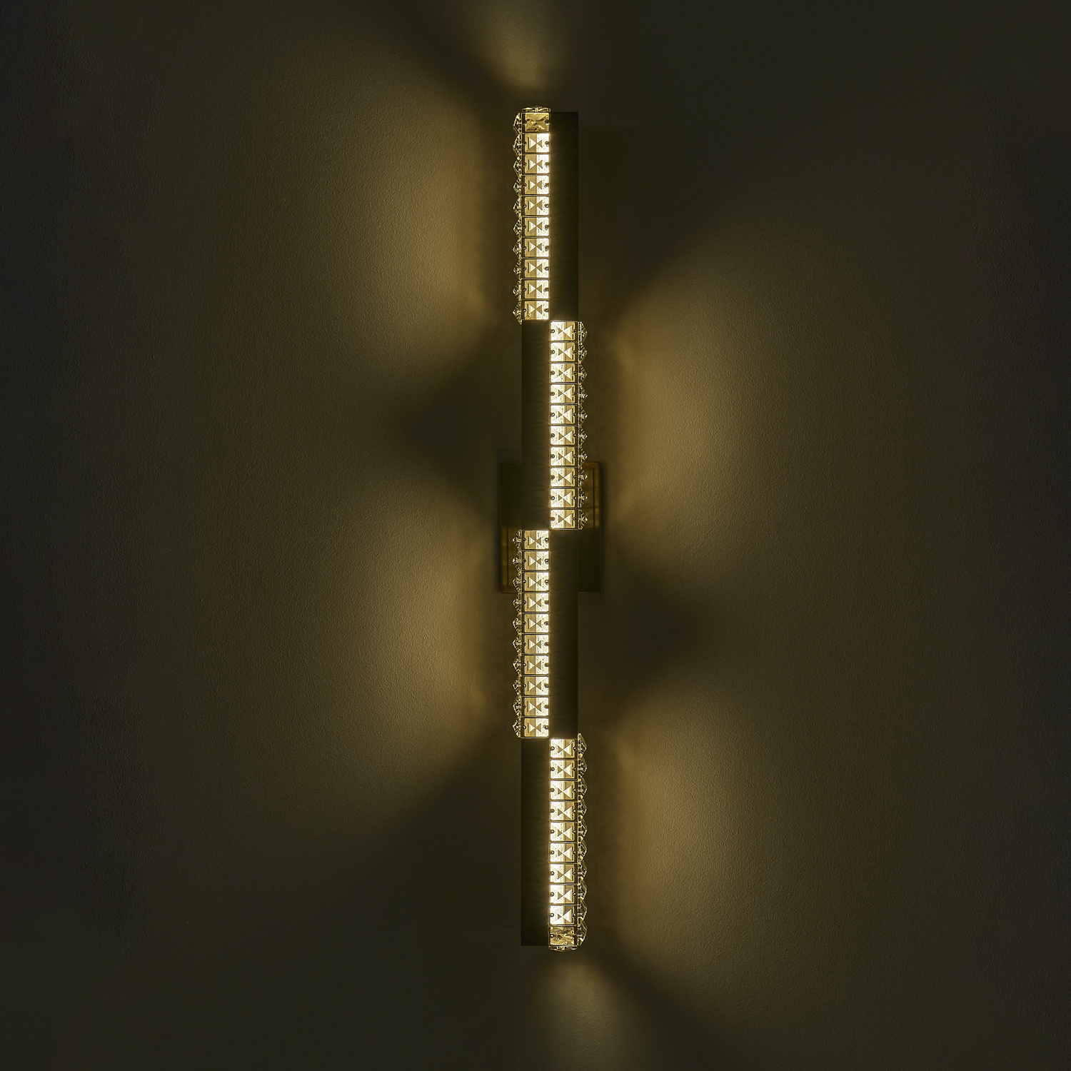 Dama Winter Brass Wall Sconce - Image 5
