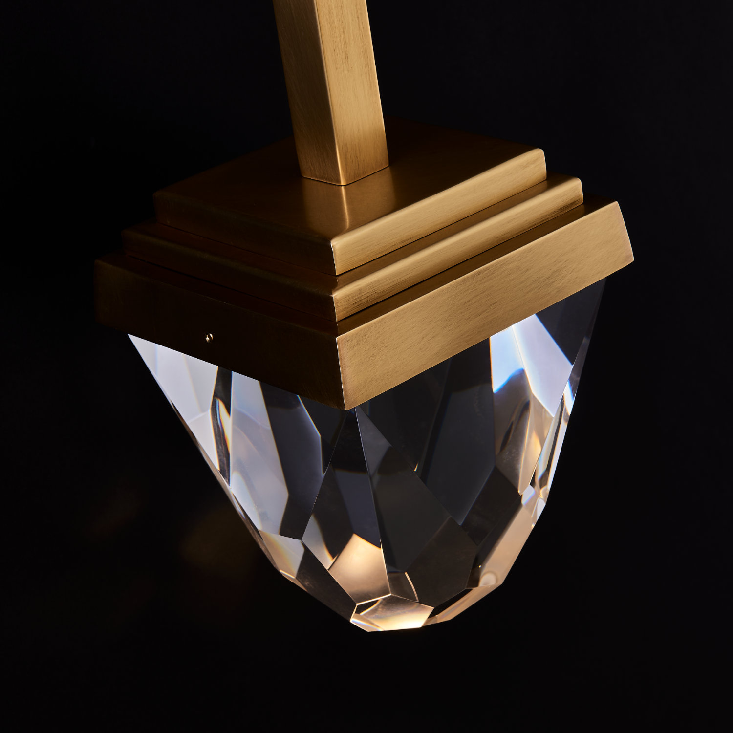 Taglio Led True Brass Sconce - Image 4