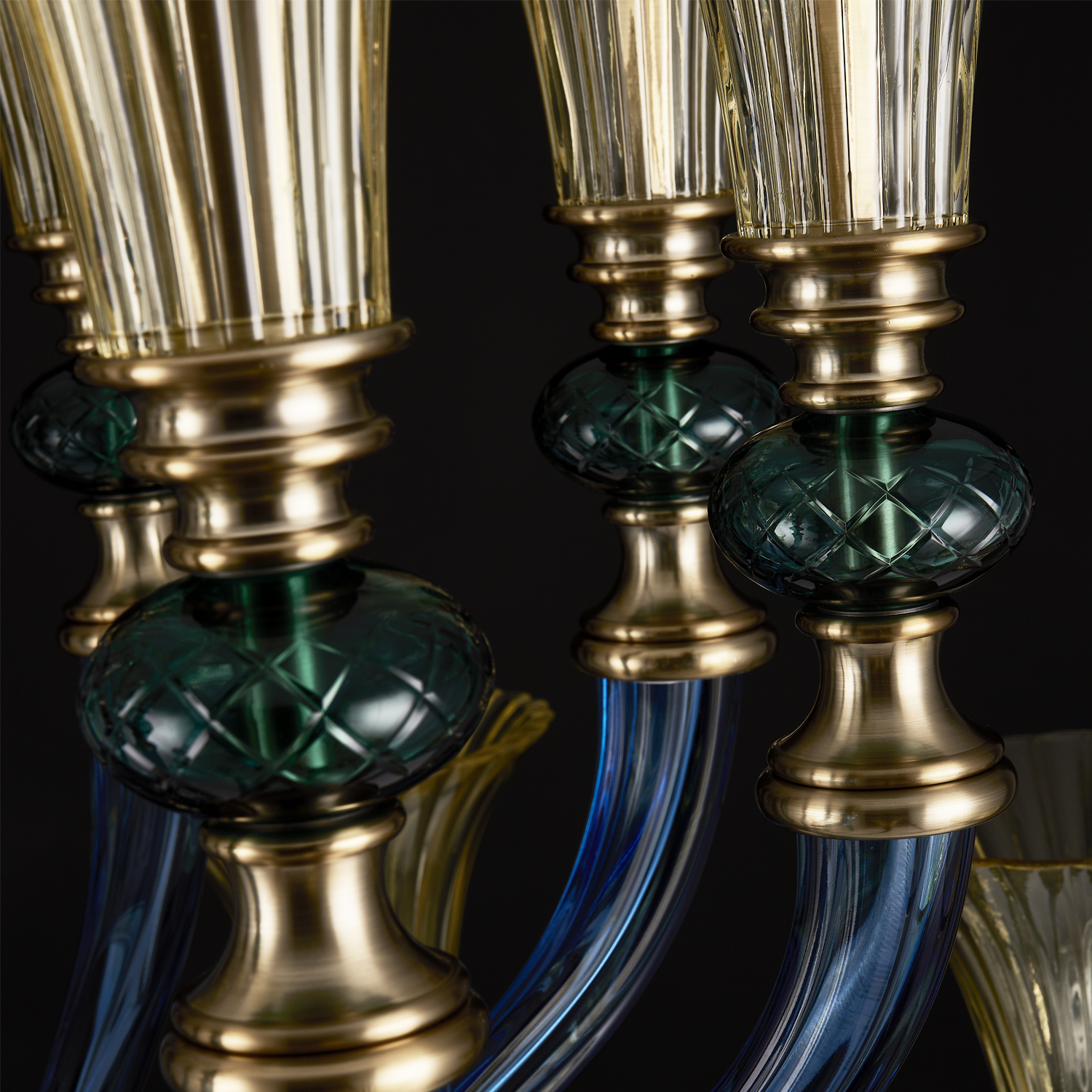 Tinta 2-Tier Chandelier - Image 3