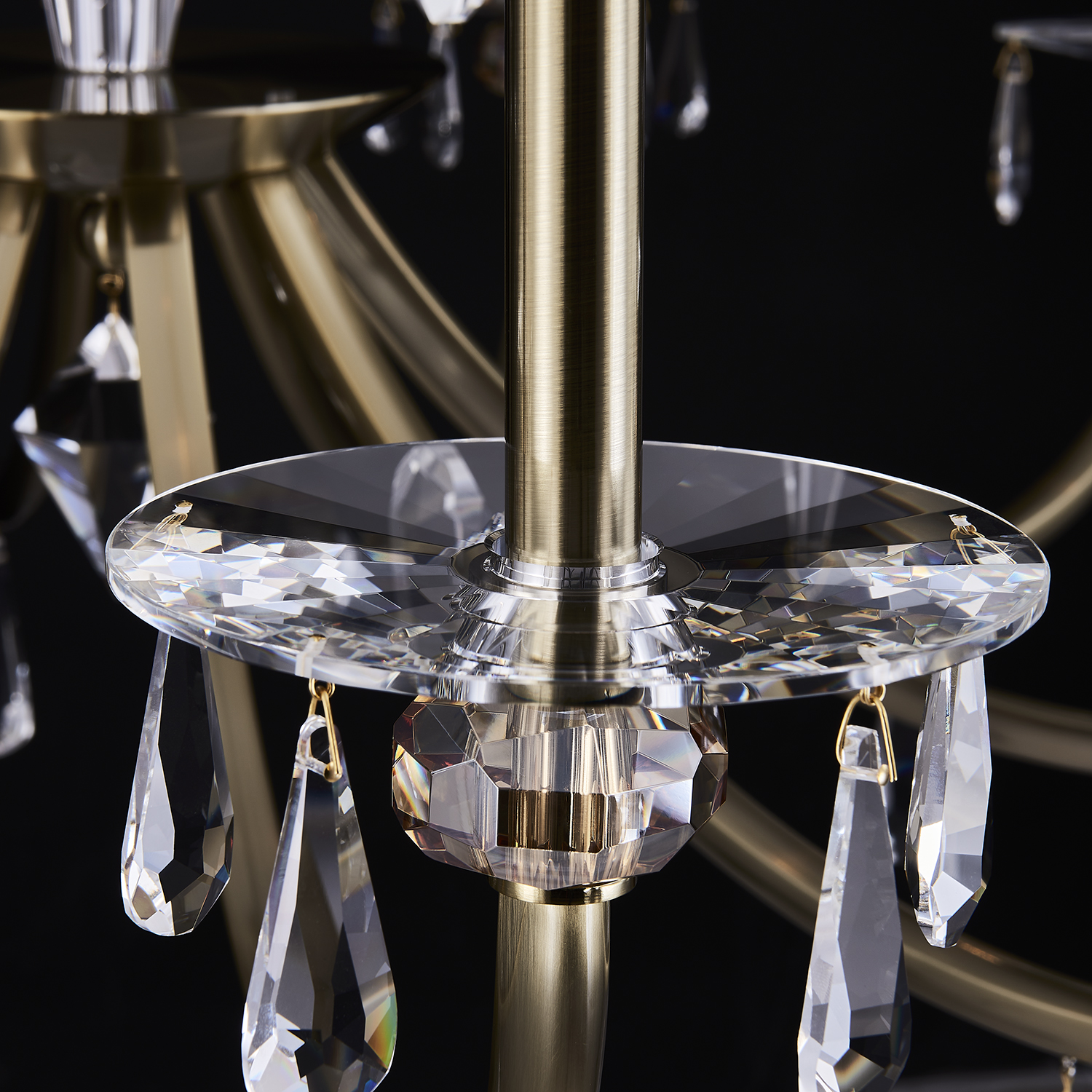 Passo 15 Lt Cham Gld Chandelier - Image 4