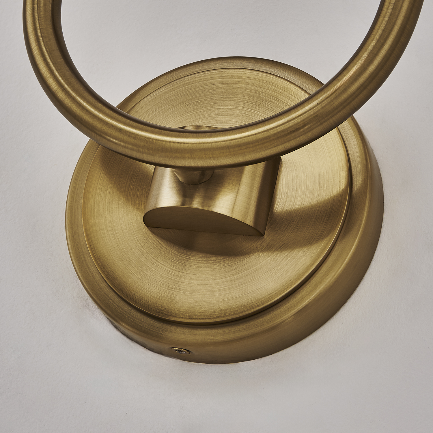 Verde 10-in 2 Light (40-watt) Satin Brass Wall Sconce - Image 5