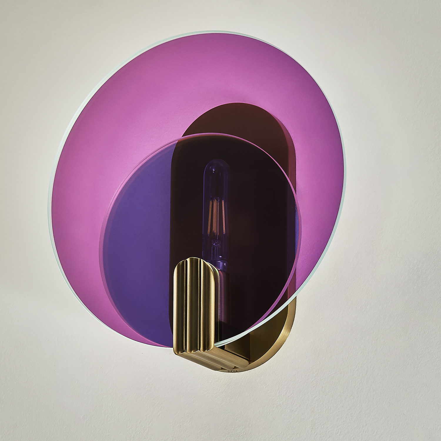 Optics 11-in 1 Light (6-watt) Winter Brass Wall Sconce - Image 13