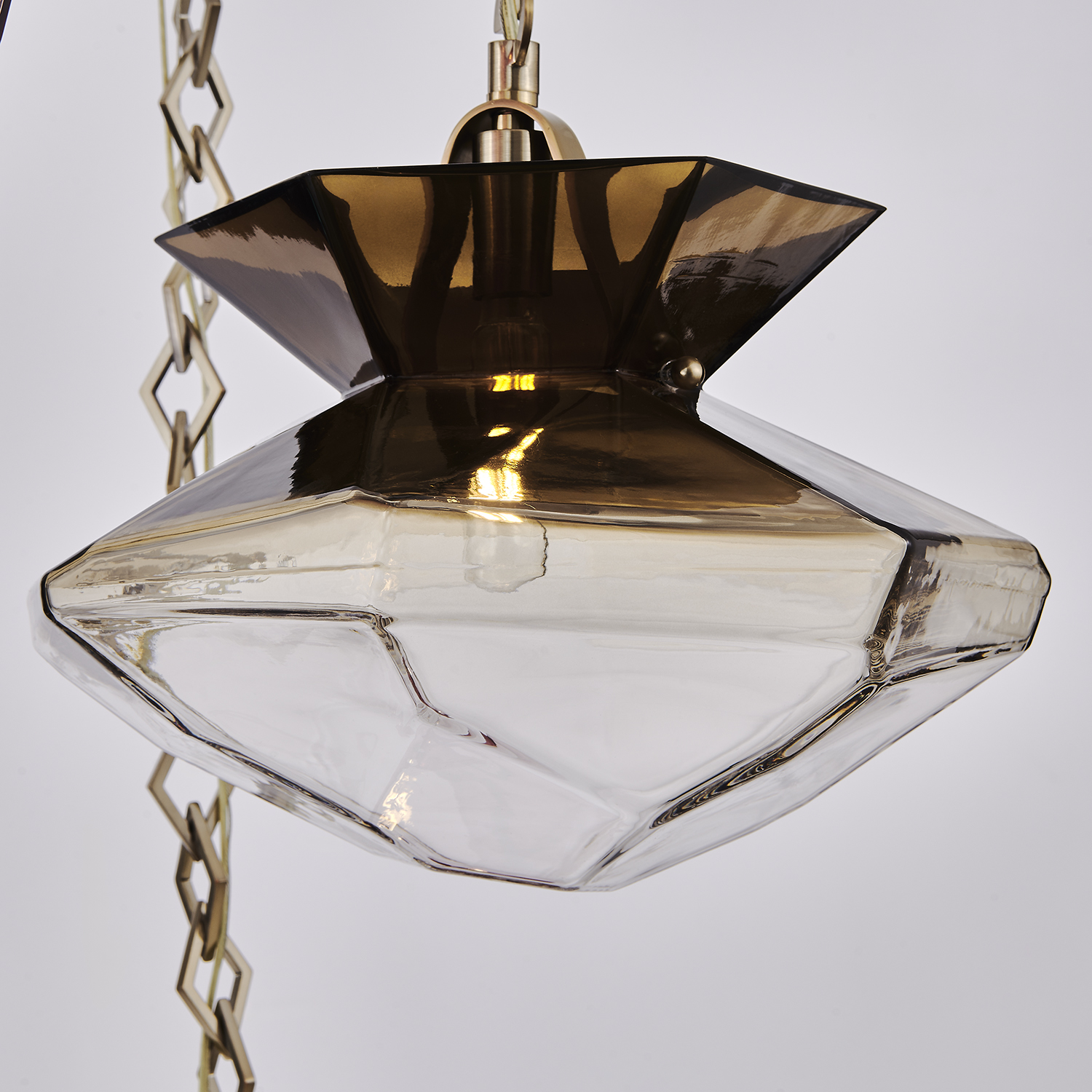 Bolsa 31-in 6 Light (40-watt) Winter Brass Chandelier - Image 7