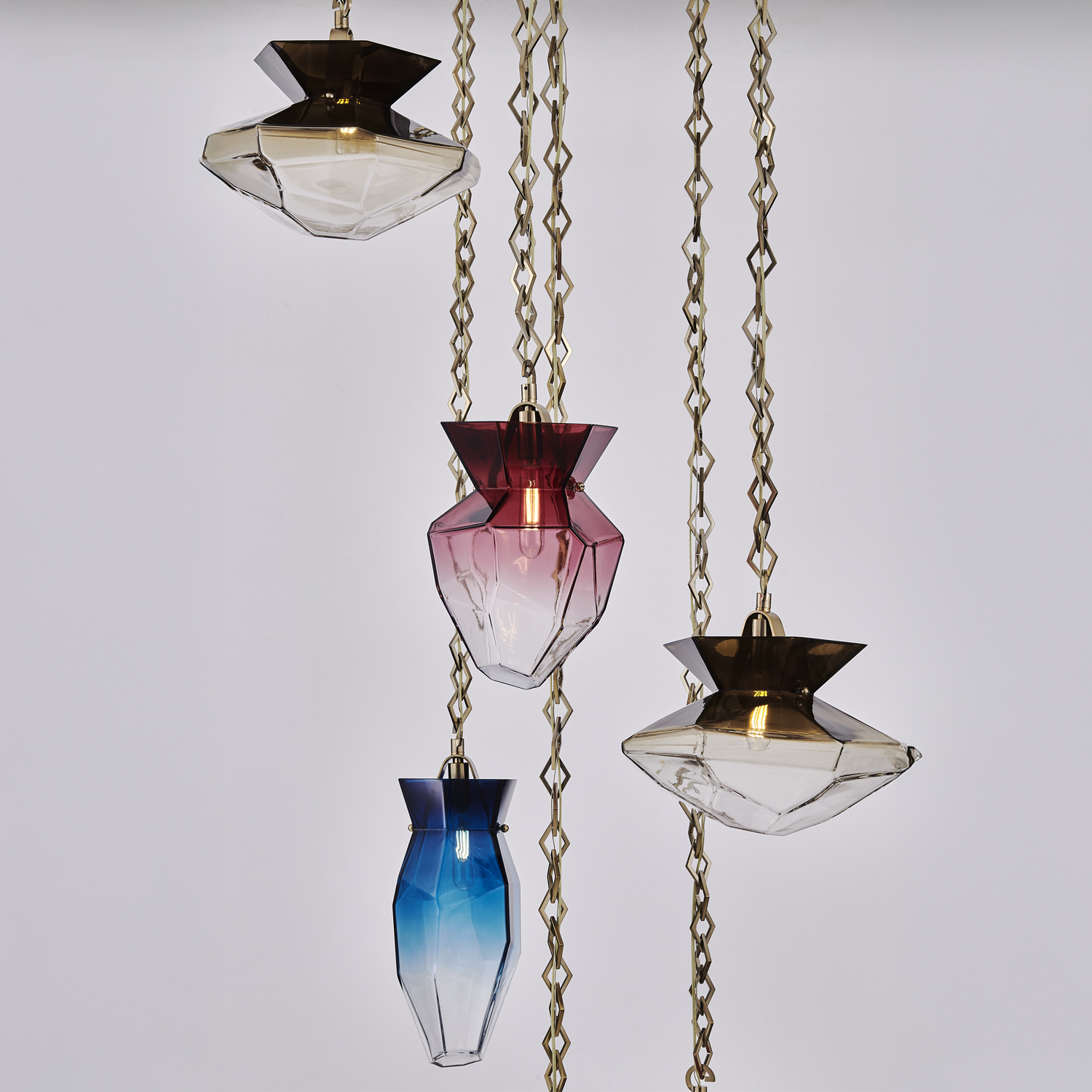 Bolsa 31-in 6 Light (40-watt) Winter Brass Chandelier - Image 10