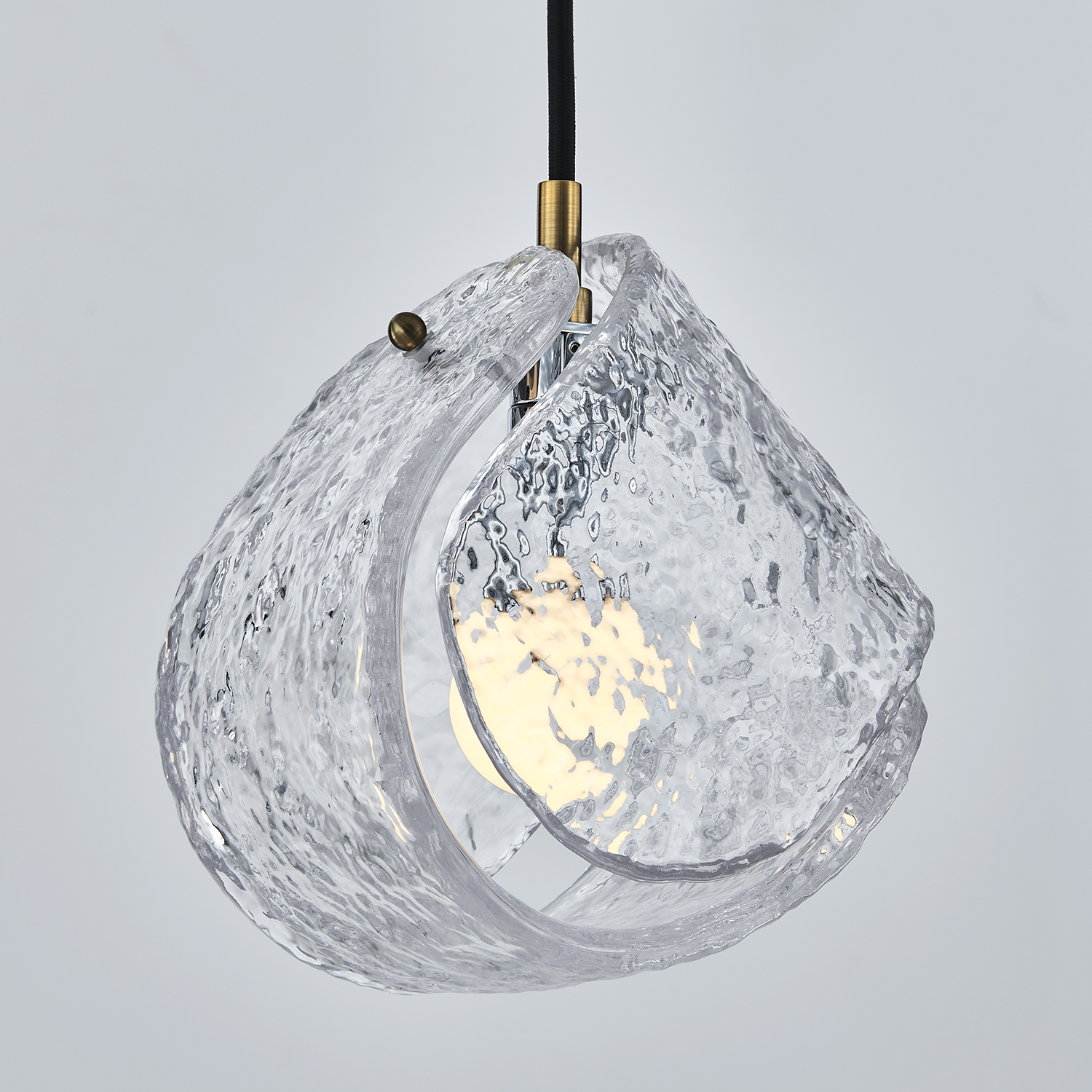 Pallina 7.5-in 1 Light (40-watt) Winter Brass Pendant - Image 4